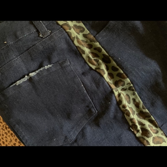Leopard Side Panel w Patch Jean Skirt - Picture 4 of 9